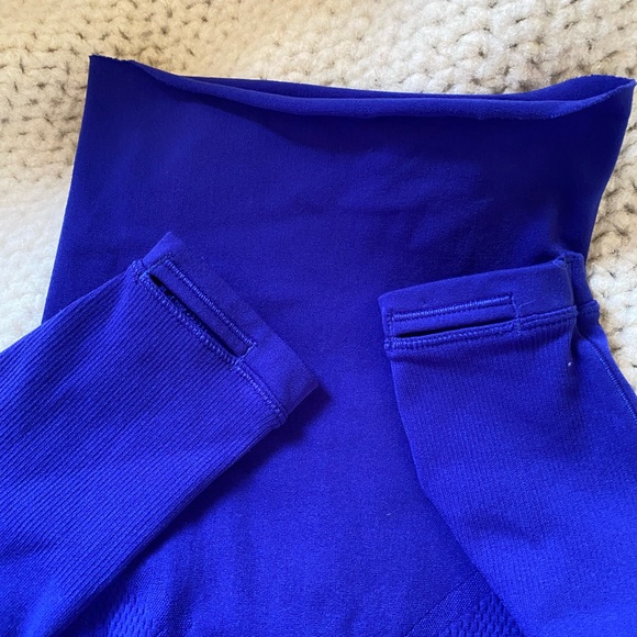 Ivivva turtle neck size 12 - Picture 6 of 8